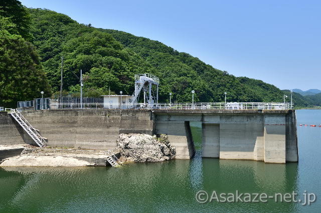 大倉発電所取水塔２